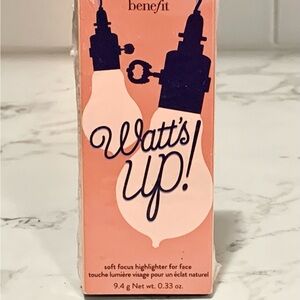 Benefit Watt's Up! Highlighter new sealed box